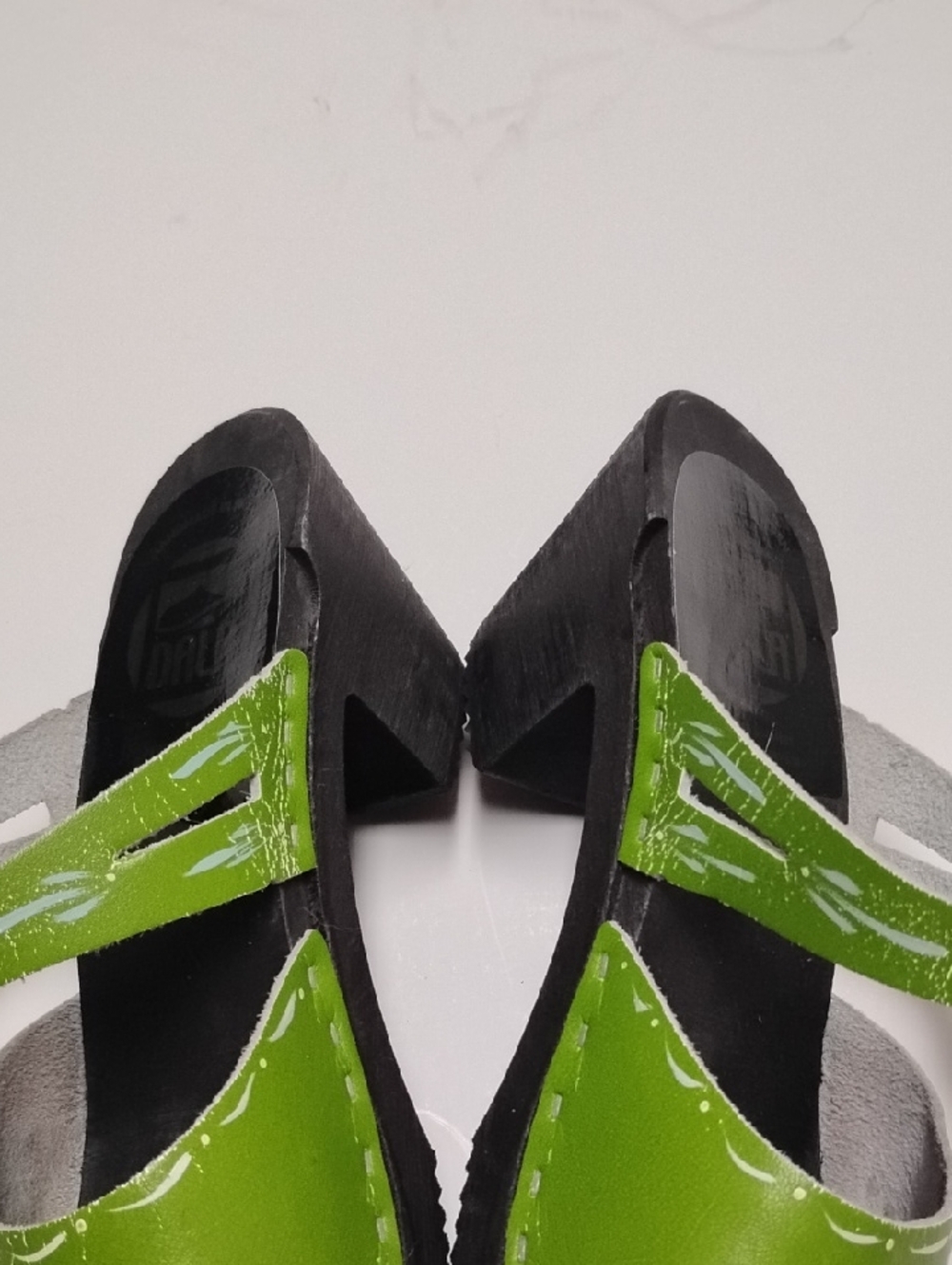 Dala Sweden Clogs - Picture 6 of 12